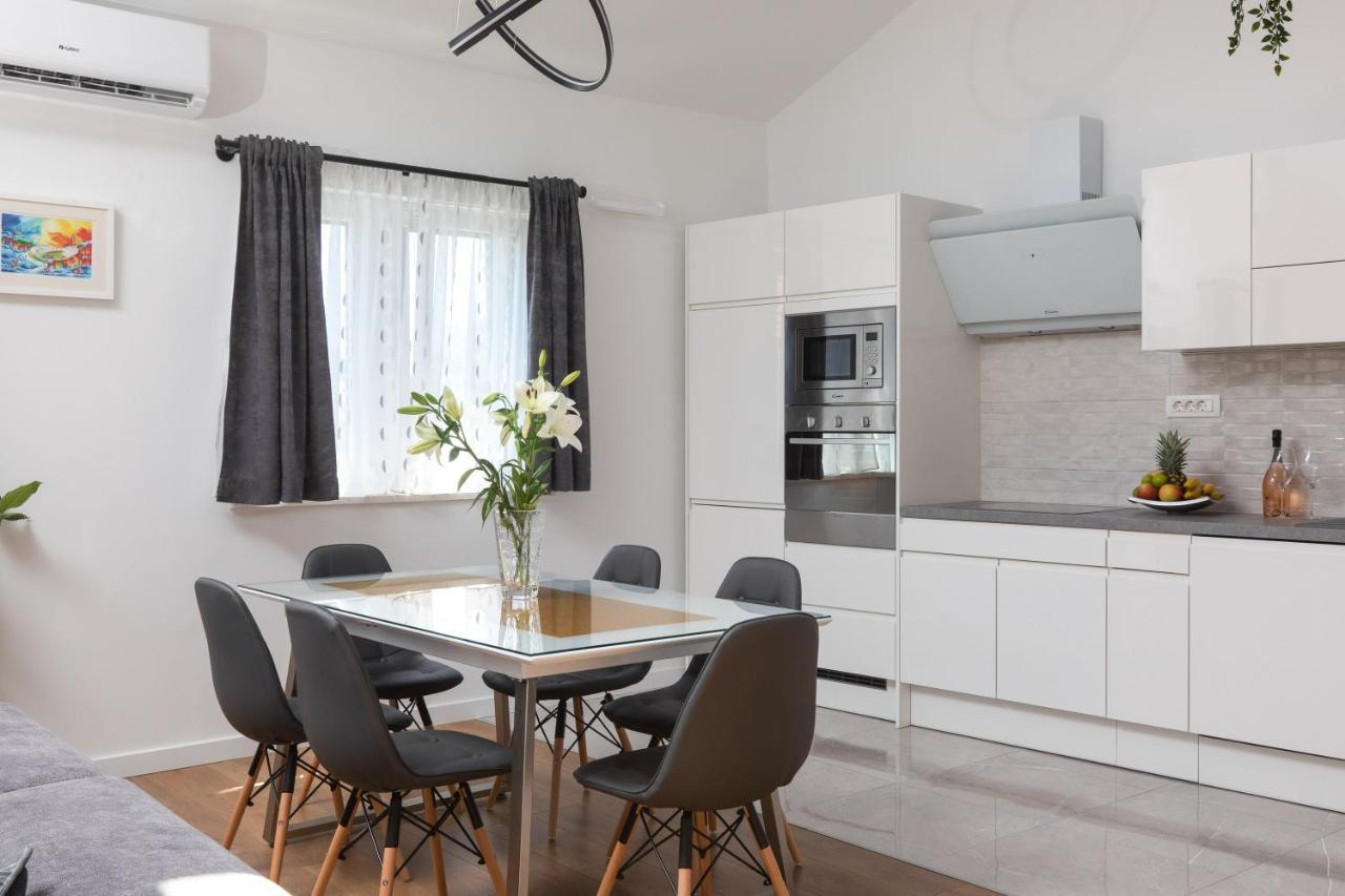 Metily Apartment Split Eksteriør bilde
